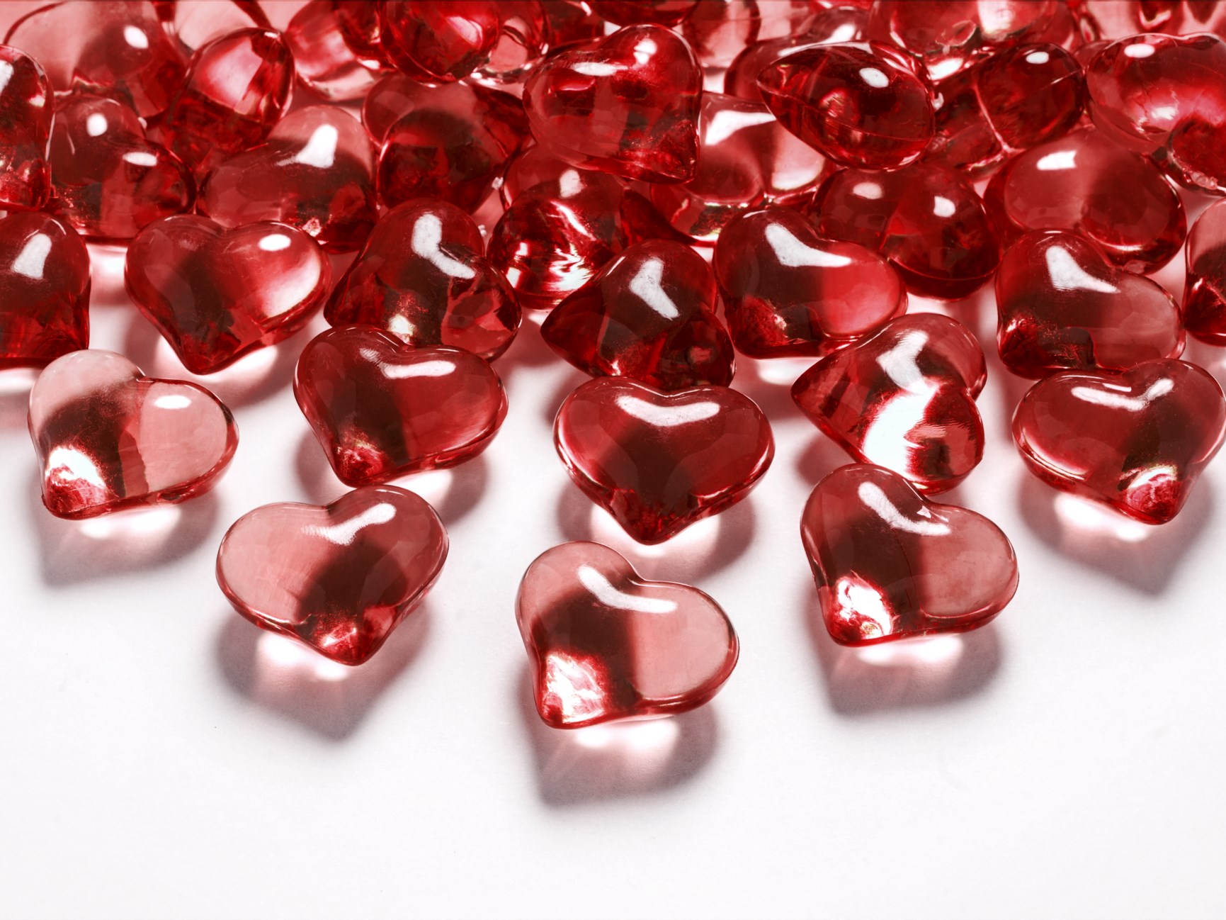 Κρυσταλλάκια σε Σχήμα Καρδιάς Κόκκινα 21χλστ – 30 Τεμάχια