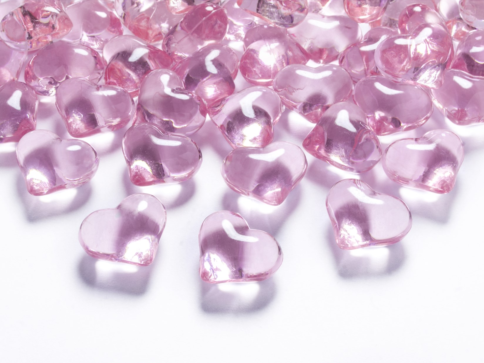 Κρυσταλλάκια σε Σχήμα Καρδιάς Ροζ 21χλστ – 30 Τεμάχια